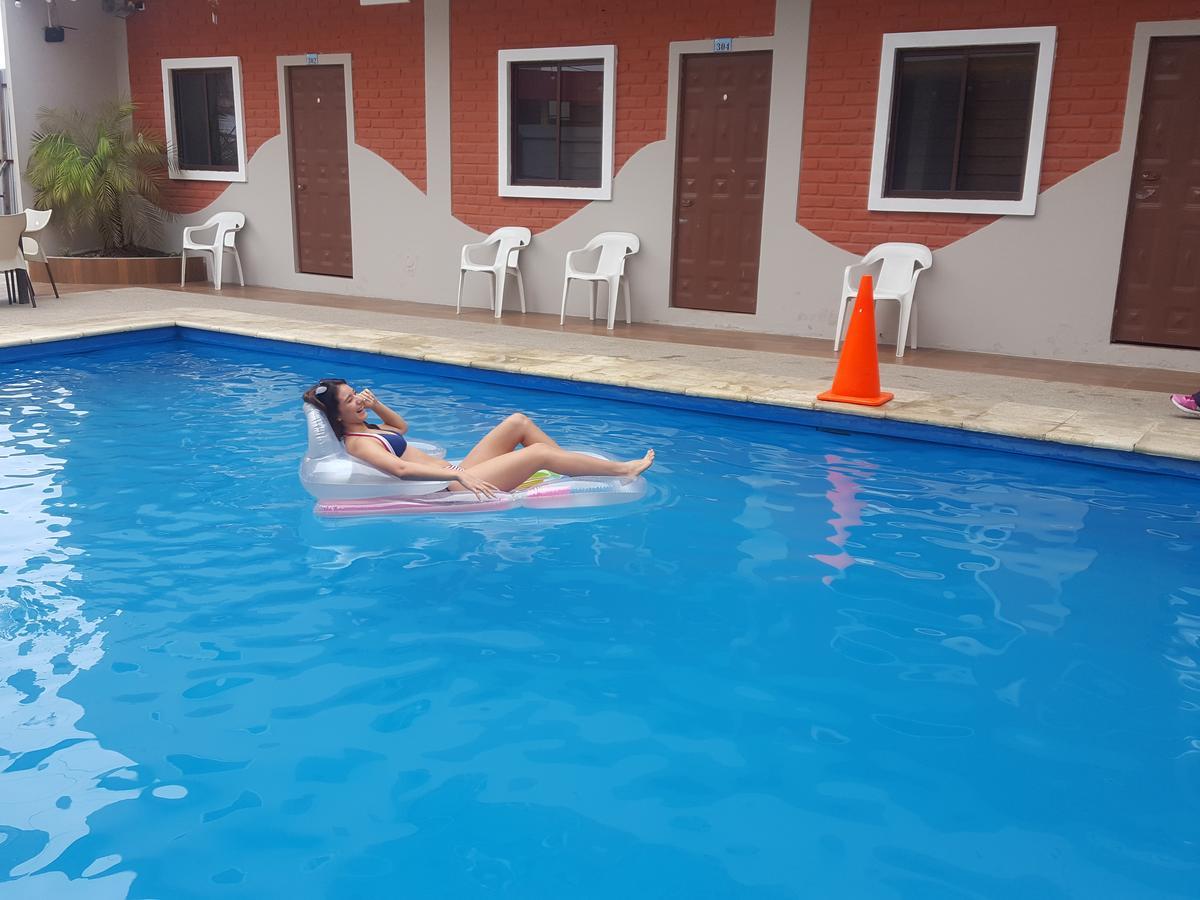 Hotel Hostal Las Velas Manta Zewnętrze zdjęcie